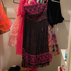 Stunning lace & embroidered Betsey Johnson dress!